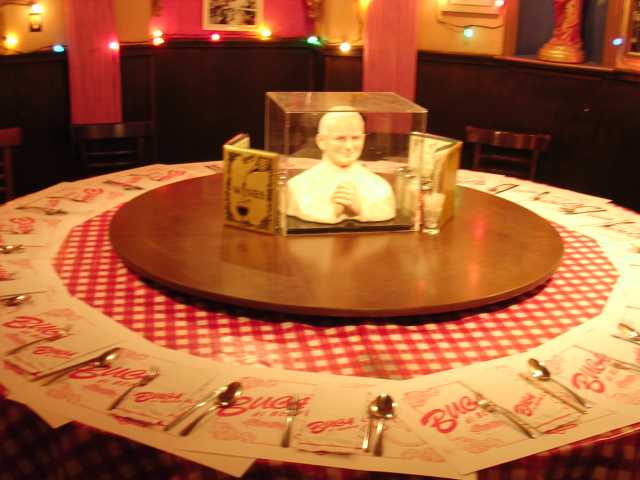 A papal bust table centerpiece