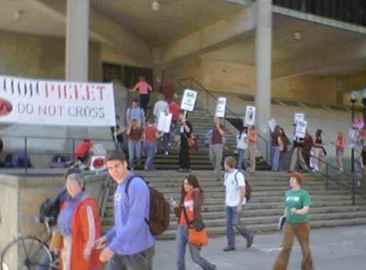 Picket line of teaching assistants